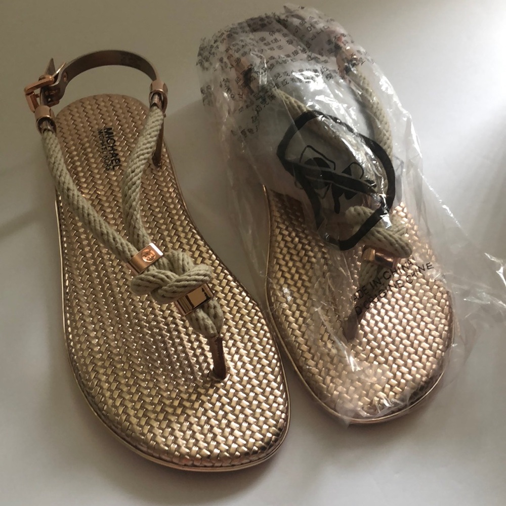 NIB MK Holly Metallic Rose Gold Jelly Sandals